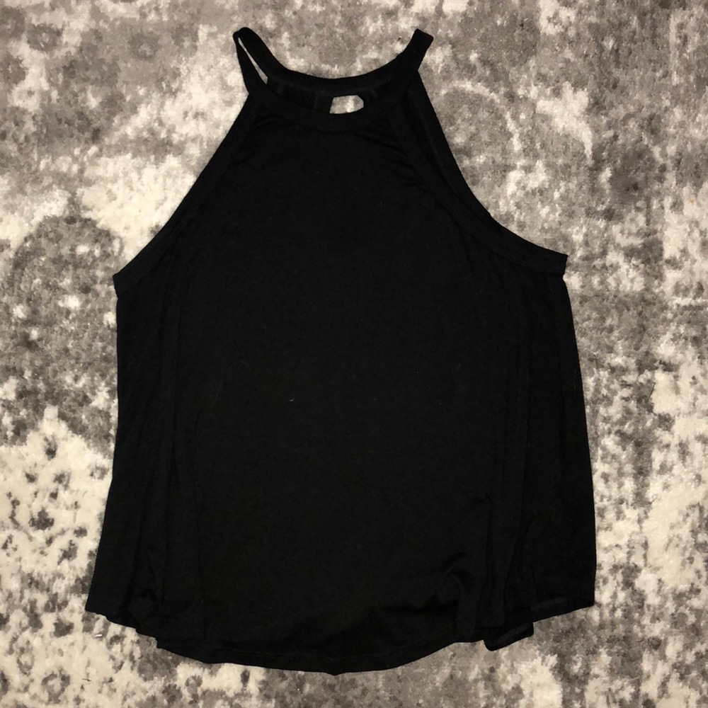 Lush Swing Tank with Keyhole Detail - NWOT